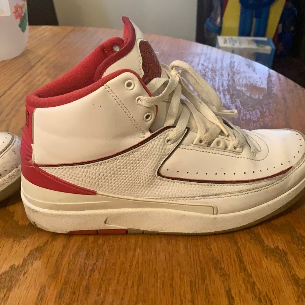 Jordan 2 used
